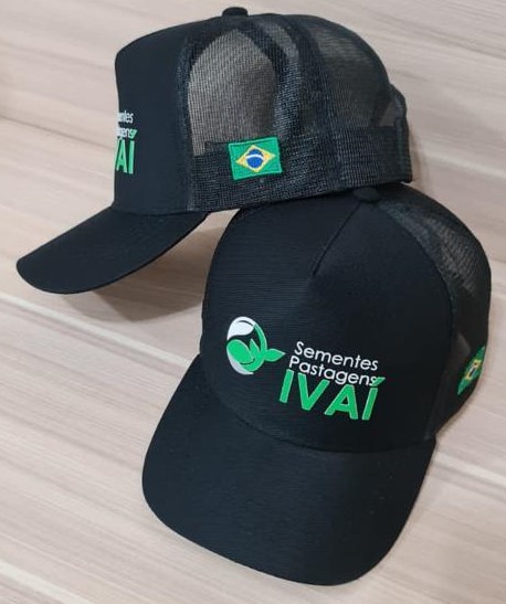 Boné Americano brim Estampado relevo com tela